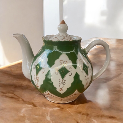 Picture of VINTAGE TEAPOT