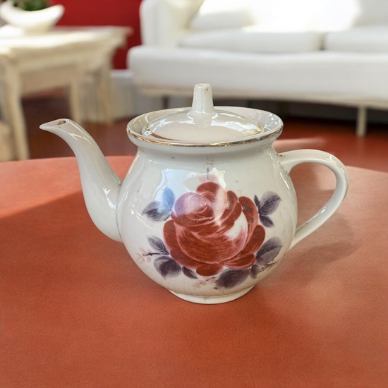 Picture of VINTAGE TEAPOT